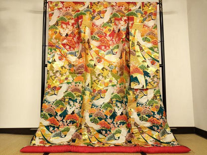 平和屋本店●色打掛　和装　婚礼　結婚式　花嫁　神社挙式　唐織　飛鶴松竹梅束ね熨斗文　金銀糸　逸品　AABK8329fw