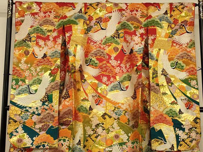 平和屋本店●色打掛　和装　婚礼　結婚式　花嫁　神社挙式　唐織　飛鶴松竹梅束ね熨斗文　金銀糸　逸品　AABK8329fw