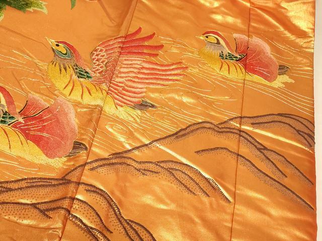 平和屋本店●中国三大刺繍　相良刺繍 手刺繍　色打掛　和装　婚礼　結婚式　花嫁 神社挙式 駒刺繍 松竹梅飛鶴文 鴛鴦 金糸 逸品 AABK8330fw
