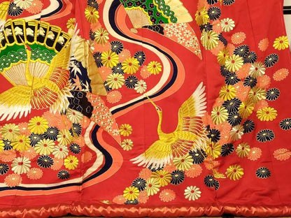 平和屋本店●色打掛　和装　婚礼　結婚式　花嫁　神社挙式　駒刺繍　飛鶴舞花扇子文　金彩　金銀糸　逸品　AABK8341fw