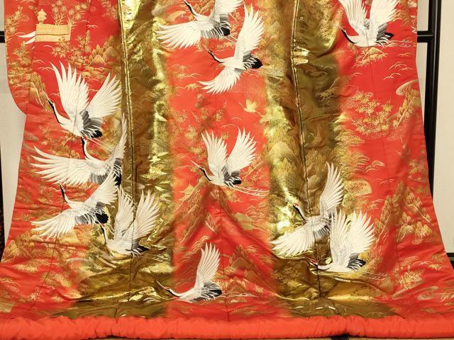 平和屋本店●色打掛　和装　婚礼　結婚式　花嫁　神社挙式　刺繍　飛鶴風景文　暈し染め　金銀糸　金彩　逸品　AABK8361fw