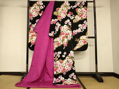 平和屋本店●お引きずり・お引き摺り・引き振袖　和装　結婚式　舞妓　芸妓　芸者　衣装　総刺繍　花鳥文　黒地　金銀糸　逸品　AABK8363fw