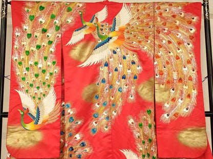 平和屋本店●色打掛　和装　婚礼　結婚式　花嫁　神社挙式　刺繍　孔雀文　暈し染め　金銀糸　金彩　逸品　AABK8364fw