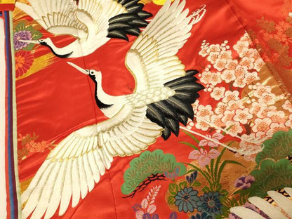 平和屋本店●色打掛　和装　婚礼　結婚式　花嫁　神社挙式　駒刺繍　唐織　飛鶴花車文　暈し染め　金銀糸　逸品　AABK8377fw