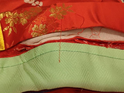 平和屋本店●色打掛　和装　婚礼　結婚式　花嫁　神社挙式　駒刺繍　唐織　飛鶴花車文　暈し染め　金銀糸　逸品　AABK8377fw