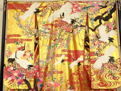 平和屋本店●本手描友禅作家　秋山章　色打掛　和装　婚礼　結婚式　花嫁　神社挙式　飛鶴枝梅光琳水　金彩　逸品　AABK8398fw