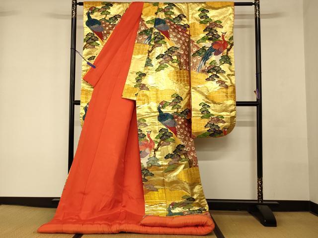 平和屋本店●色打掛　和装　婚礼　結婚式　花嫁　神社挙式　唐織　孔雀雲取り松文　金糸　逸品　AABK8407fw