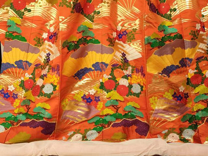 平和屋本店●色打掛　和装　婚礼　結婚式　花嫁　神社挙式　唐織　扇子草花松文　金糸　逸品　AABK8409fw