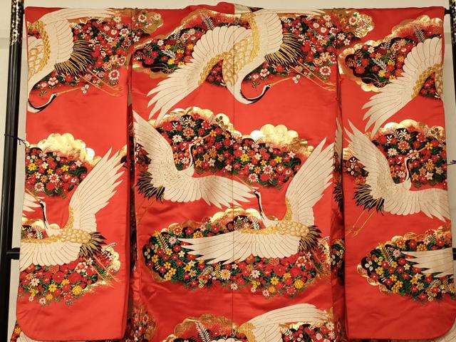 平和屋本店●色打掛　和装　婚礼　結婚式　花嫁　神社挙式　唐織　飛鶴草花雲取り文　金銀糸　逸品　AABK8410fw