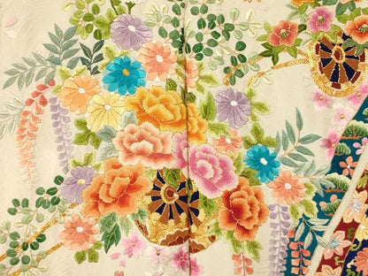 平和屋本店●中国三大刺繍 相良刺繍 手刺繍 色打掛 仮絵羽 和装 婚礼 結婚式 花嫁 神社挙式 駒刺繍 金糸 銀通し地 逸品 AABK8411fw