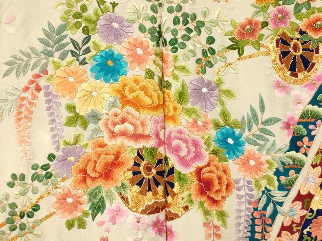 平和屋本店●中国三大刺繍 相良刺繍 手刺繍 色打掛 仮絵羽 和装 婚礼 結婚式 花嫁 神社挙式 駒刺繍 金糸 銀通し地 逸品 AABK8411fw