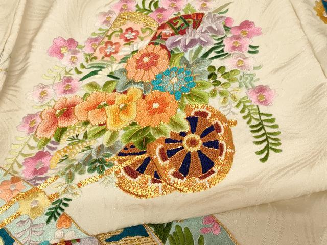 平和屋本店●中国三大刺繍 相良刺繍 手刺繍 色打掛 仮絵羽 和装 婚礼 結婚式 花嫁 神社挙式 駒刺繍 金糸 銀通し地 逸品 AABK8411fw
