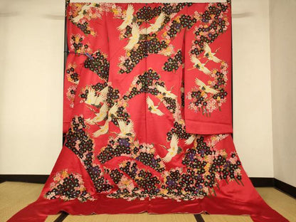 平和屋本店●中国三大刺繍 相良刺繍 手刺繍 色打掛 仮絵羽 和装 婚礼 結婚式 花嫁 神社挙式 駒刺繍 飛鶴草花文 金糸 逸品 AABK8412fw