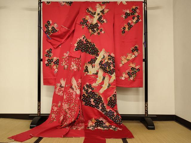 平和屋本店●中国三大刺繍 相良刺繍 手刺繍 色打掛 仮絵羽 和装 婚礼 結婚式 花嫁 神社挙式 駒刺繍 飛鶴草花文 金糸 逸品 AABK8412fw