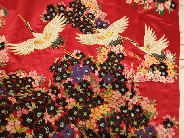 平和屋本店●中国三大刺繍 相良刺繍 手刺繍 色打掛 仮絵羽 和装 婚礼 結婚式 花嫁 神社挙式 駒刺繍 飛鶴草花文 金糸 逸品 AABK8412fw
