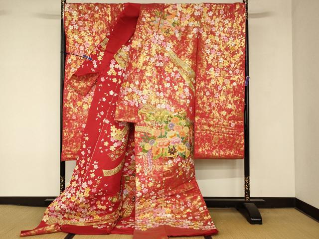 平和屋本店●中国三大刺繍　相良刺繍 手刺繍　色打掛　仮絵羽　和装　婚礼　結婚式 花嫁 神社挙式 駒刺繍 金銀糸 金通し地 逸品 AABK8421fw