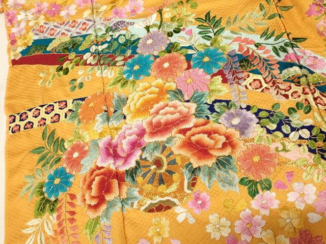 平和屋本店●中国三大刺繍 相良刺繍 手刺繍 色打掛 仮絵羽 和装 婚礼 結婚式 花嫁 神社挙式 駒刺繍 飛鶴花車熨斗文 金糸 逸品 AABK8422fw
