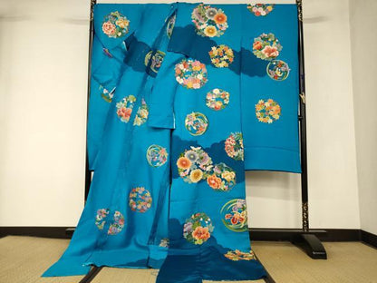 平和屋本店●中国三大刺繍 相良刺繍 手刺繍 色打掛 仮絵羽 和装 婚礼 結婚式 花嫁 神社挙式 駒刺繍 雲取り草花丸文 金糸 逸品 AABK8423fw