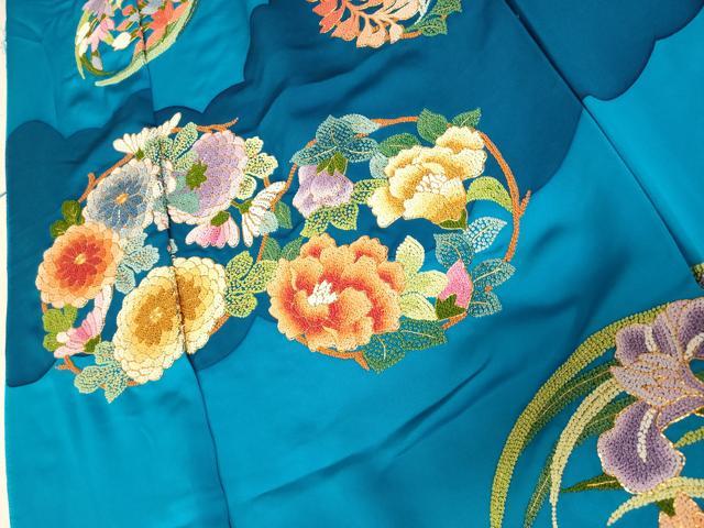 平和屋本店●中国三大刺繍 相良刺繍 手刺繍 色打掛 仮絵羽 和装 婚礼 結婚式 花嫁 神社挙式 駒刺繍 雲取り草花丸文 金糸 逸品 AABK8423fw