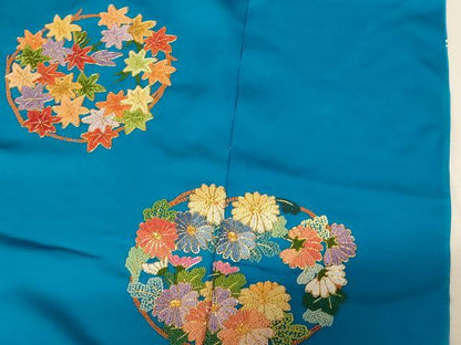 平和屋本店●中国三大刺繍 相良刺繍 手刺繍 色打掛 仮絵羽 和装 婚礼 結婚式 花嫁 神社挙式 駒刺繍 雲取り草花丸文 金糸 逸品 AABK8423fw