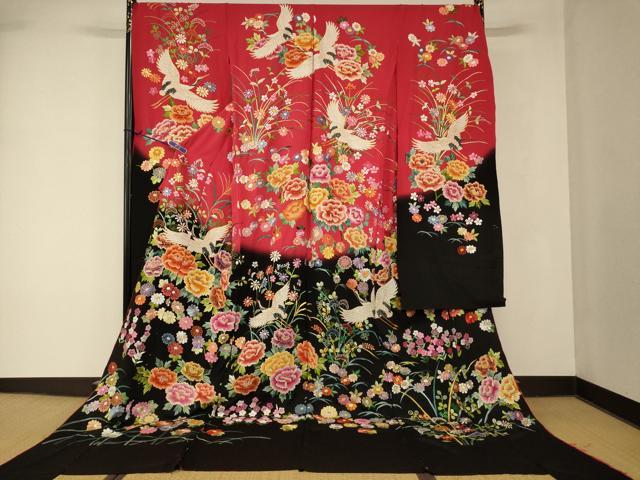 平和屋本店●中国三大刺繍 相良刺繍 手刺繍 色打掛 仮絵羽 和装 婚礼 結婚式 花嫁 神社挙式 駒刺繍 飛鶴草花文 金銀糸 逸品 AABK8424fw