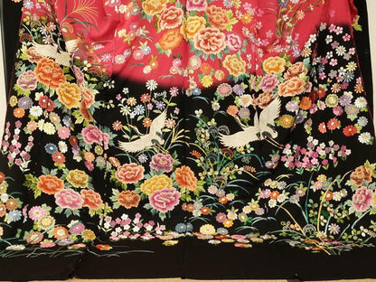 平和屋本店●中国三大刺繍 相良刺繍 手刺繍 色打掛 仮絵羽 和装 婚礼 結婚式 花嫁 神社挙式 駒刺繍 飛鶴草花文 金銀糸 逸品 AABK8424fw