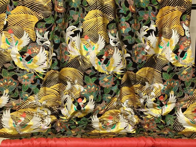 平和屋本店●本手描友禅作家　秋山章　色打掛　和装　婚礼　結婚式　花嫁　神社挙式　鳳凰更紗花立波文　黒地　金銀彩　逸品　AABK8427fw