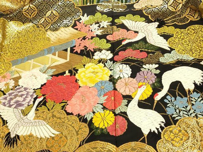 平和屋本店●色打掛　和装　婚礼　結婚式　花嫁　神社挙式　唐織　鴛鴦草花雲取り文　鶴　金糸　逸品　AABK8436fw