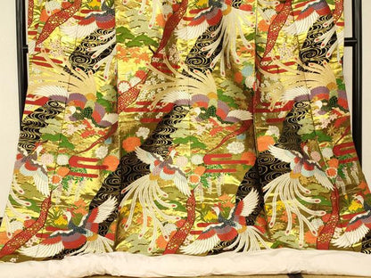 平和屋本店●色打掛　和装　婚礼　結婚式　花嫁　神社挙式　唐織　鳳凰松竹梅文　金糸　逸品　AABK8442fw