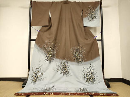 平和屋本店●お引きずり・お引き摺り　訪問着　和装　舞台　舞妓　芸妓　芸者　衣装　草葉文　暈し染め　金彩　逸品　AABK8478fw