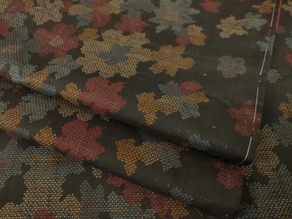 平和屋着物●本場大島紬　7マルキ　花尽くし　黒地　正絹　逸品　AABK8484ck