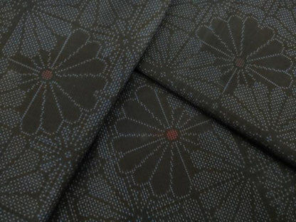 平和屋着物●本場大島紬　7マルキ　麻の葉花間道　正絹　逸品　AABK8488ck