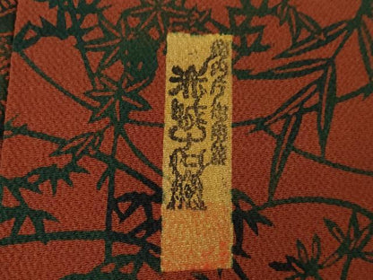 平和屋着物●宮内庁御用達　赤城右堂　小紋　型染め　流水花蝶文　鬼しぼ縮緬　正絹　逸品　AABK8519ck