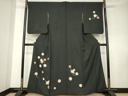 平和屋着物●訪問着　駒刺繍　花毬文　黒地　金彩　正絹　逸品　AABK8521ck