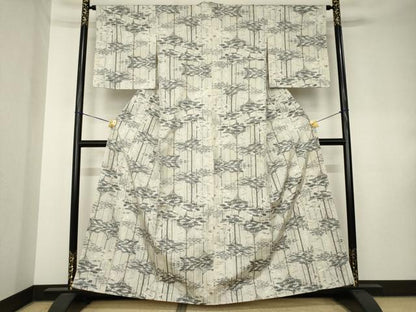 平和屋着物●本場大島紬　白大島　7マルキ　総絣　樹林文　正絹　逸品　未使用　AABK8551ck