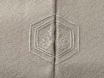 平和屋着物●豪華色留袖　駒刺繍　地紙飛鶴文　金彩　正絹　逸品　AABK8554ck