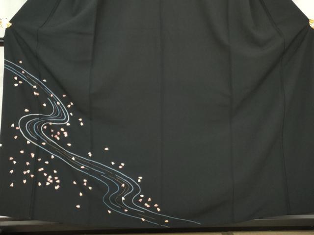 平和屋着物●洗える最高級着物　＜英＞はなぶさ謹製　黒留袖　総刺繍　流水に舞桜　金糸　洗える着物　AABK8570cs