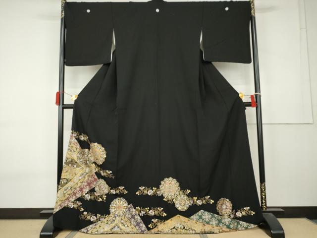 平和屋着物●豪華黒留袖　総刺繍　双鳥正倉院花文　金糸　正絹　逸品　AABK8597cs