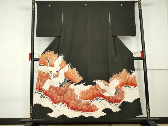 平和屋着物●アンティーク　大正ロマン　黒留袖　刺繍　飛鶴立波松文　金糸　金彩　正絹　逸品　AABK8599cs