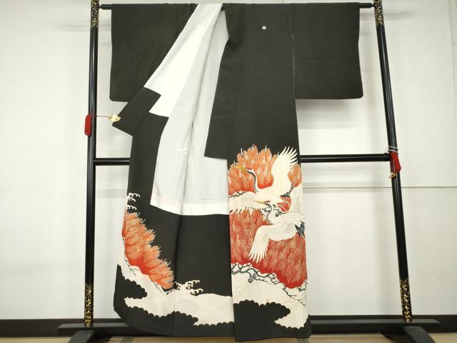 平和屋着物●アンティーク　大正ロマン　黒留袖　刺繍　飛鶴立波松文　金糸　金彩　正絹　逸品　AABK8599cs
