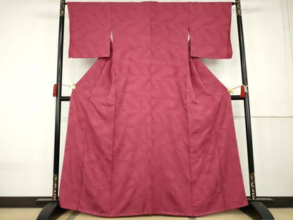 平和屋着物●上質な色無地　枝葉地紋　中紅色　正絹　逸品　未使用　AABK8614cs