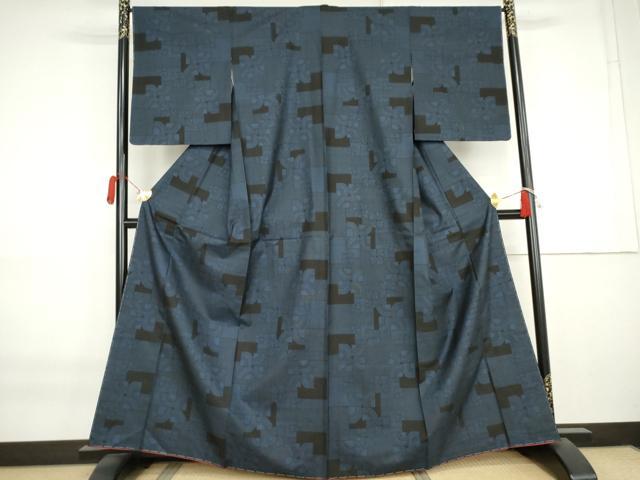 平和屋着物●本場大島紬　9マルキ　変わり格子　正絹　逸品　未使用　AABK8649cs