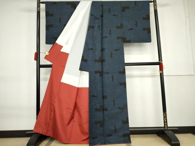 平和屋着物●本場大島紬　9マルキ　変わり格子　正絹　逸品　未使用　AABK8649cs
