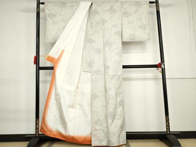 平和屋着物●本場大島紬　白大島　140亀甲　花尽くし　正絹　逸品　AABK8683cs