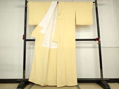 平和屋着物●上質な色無地　淡黄色　鬼しぼ縮緬　正絹　逸品　AABK8688cs