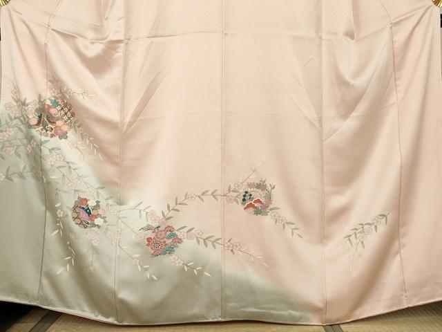 平和屋着物●訪問着　雪輪花鳥舞蝶松文　暈し染め　金彩　正絹　逸品　AABK8713cs