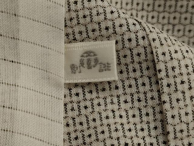 平和屋着物＊夏物　本場大島紬　夏大島　白大島　100亀甲　総詰め　正絹　逸品　AABK8728st
