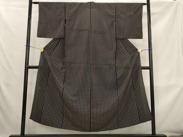 平和屋着物＊夏物　お召　めがね織　格子　黒地　正絹　逸品　AABK8743st