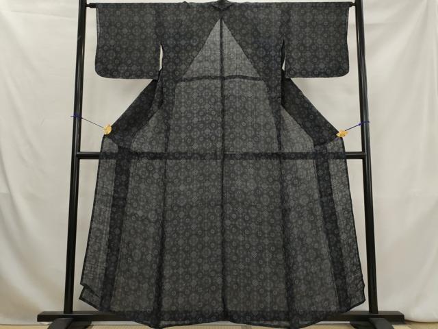 平和屋着物＊夏物　重要無形文化財　本場宮古上布　幾何学文様　苧麻　逸品　AABK8845st