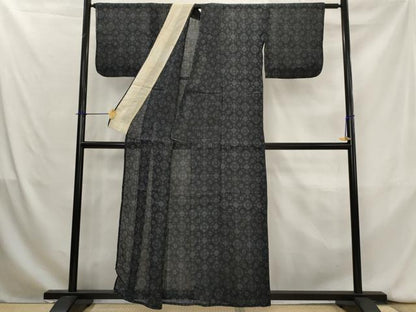 平和屋着物＊夏物　重要無形文化財　本場宮古上布　幾何学文様　苧麻　逸品　AABK8845st